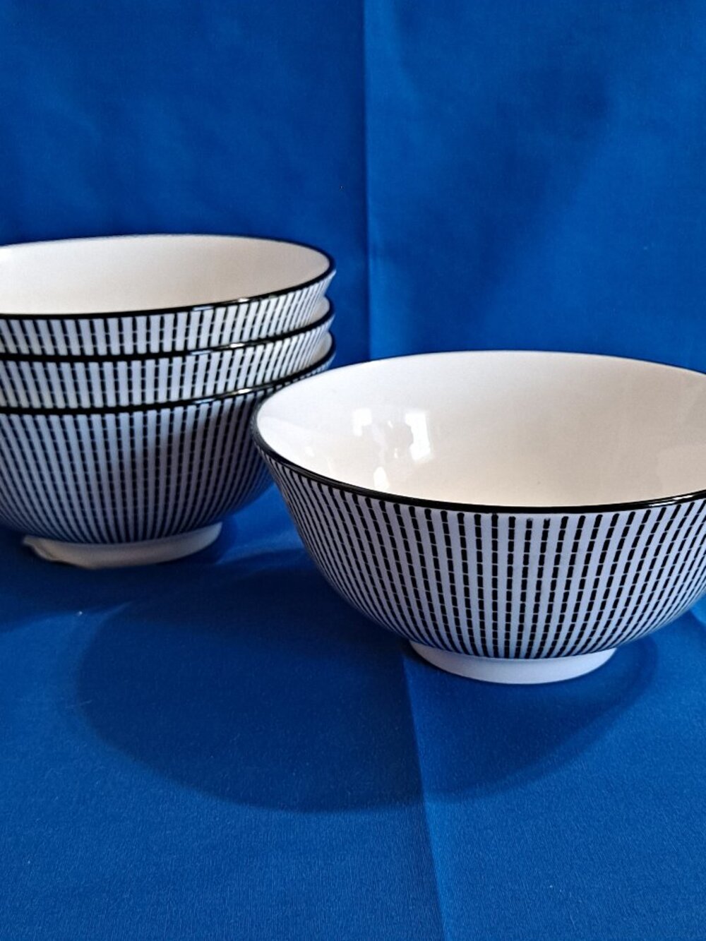 Set 4 Royal Norfolk DASHED 6" Soup BOWLS Black White Cereal Pedestal Speckle Spi